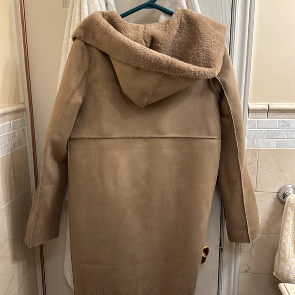 Zara Reversible Jacket - Picture 2 of 5